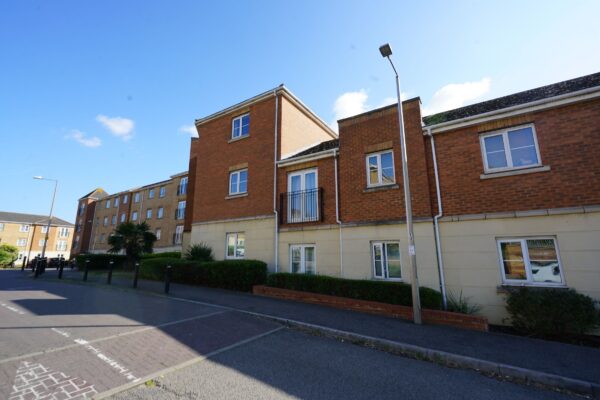 Coniston Avenue, Purfleet