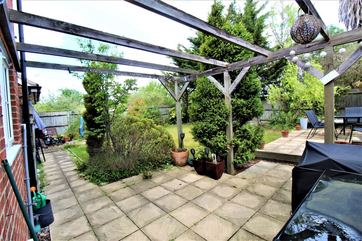 Grenville Road, Chafford Hundred, Grays