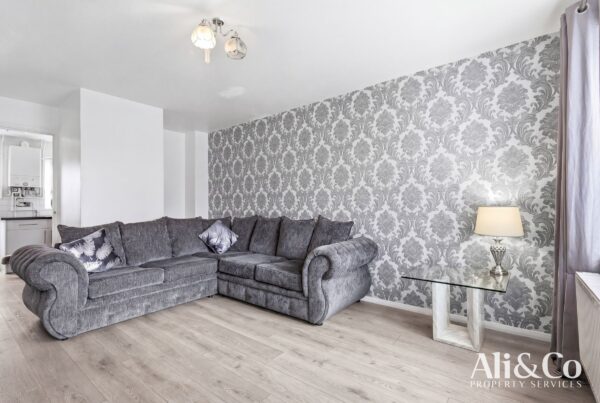 Shaw Crescent, Tilbury