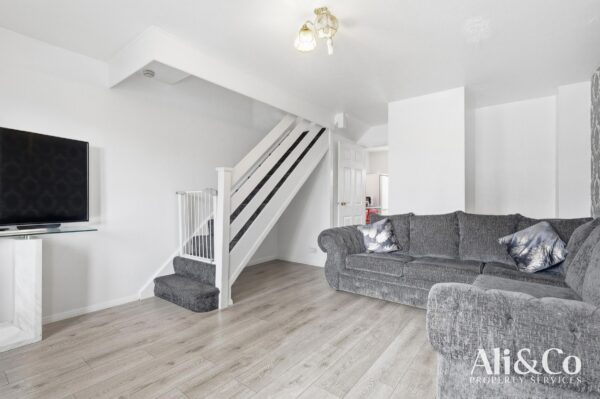 Shaw Crescent, Tilbury