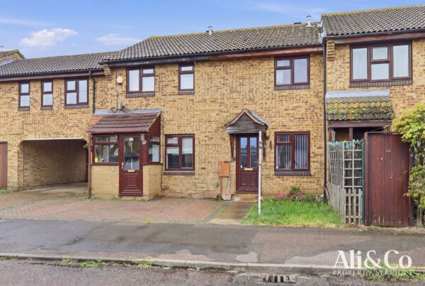 Shaw Crescent, Tilbury