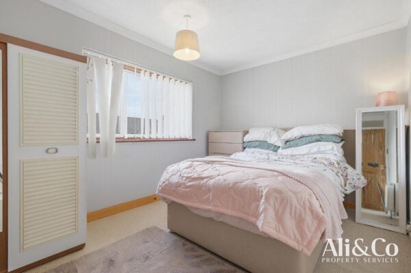 Sabina Road, Grays