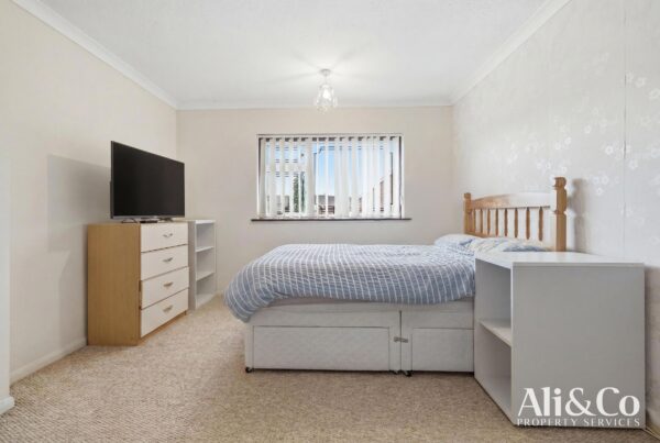 Sabina Road, Grays