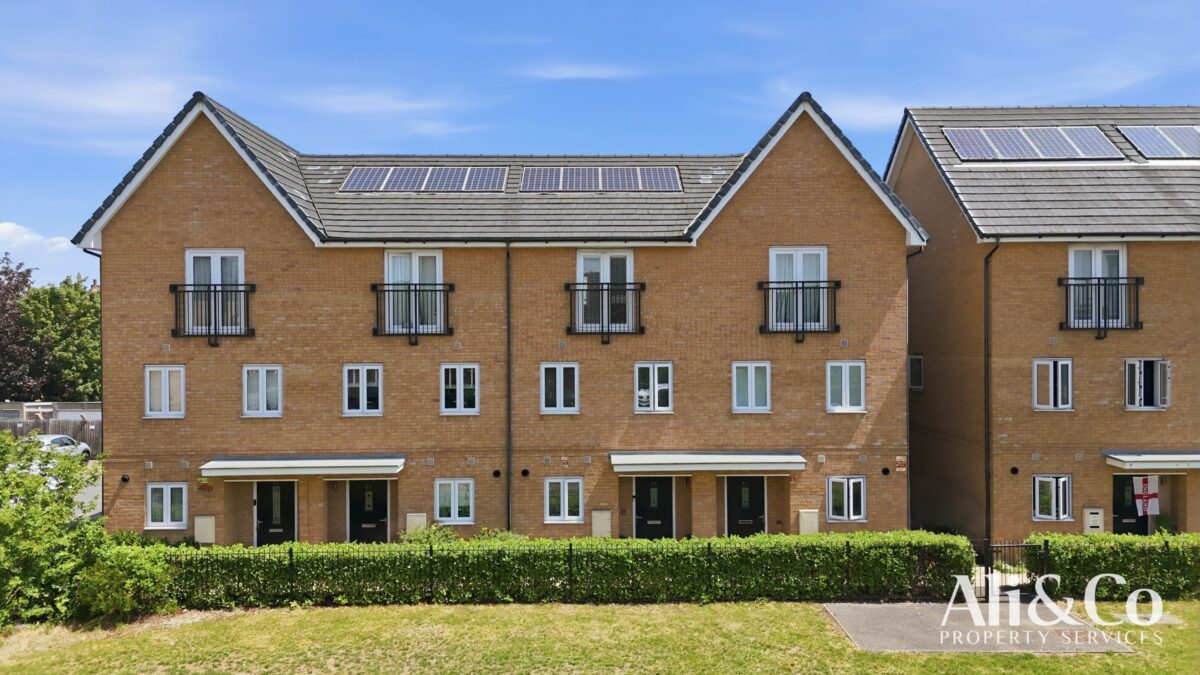 Foxton Road, Grays