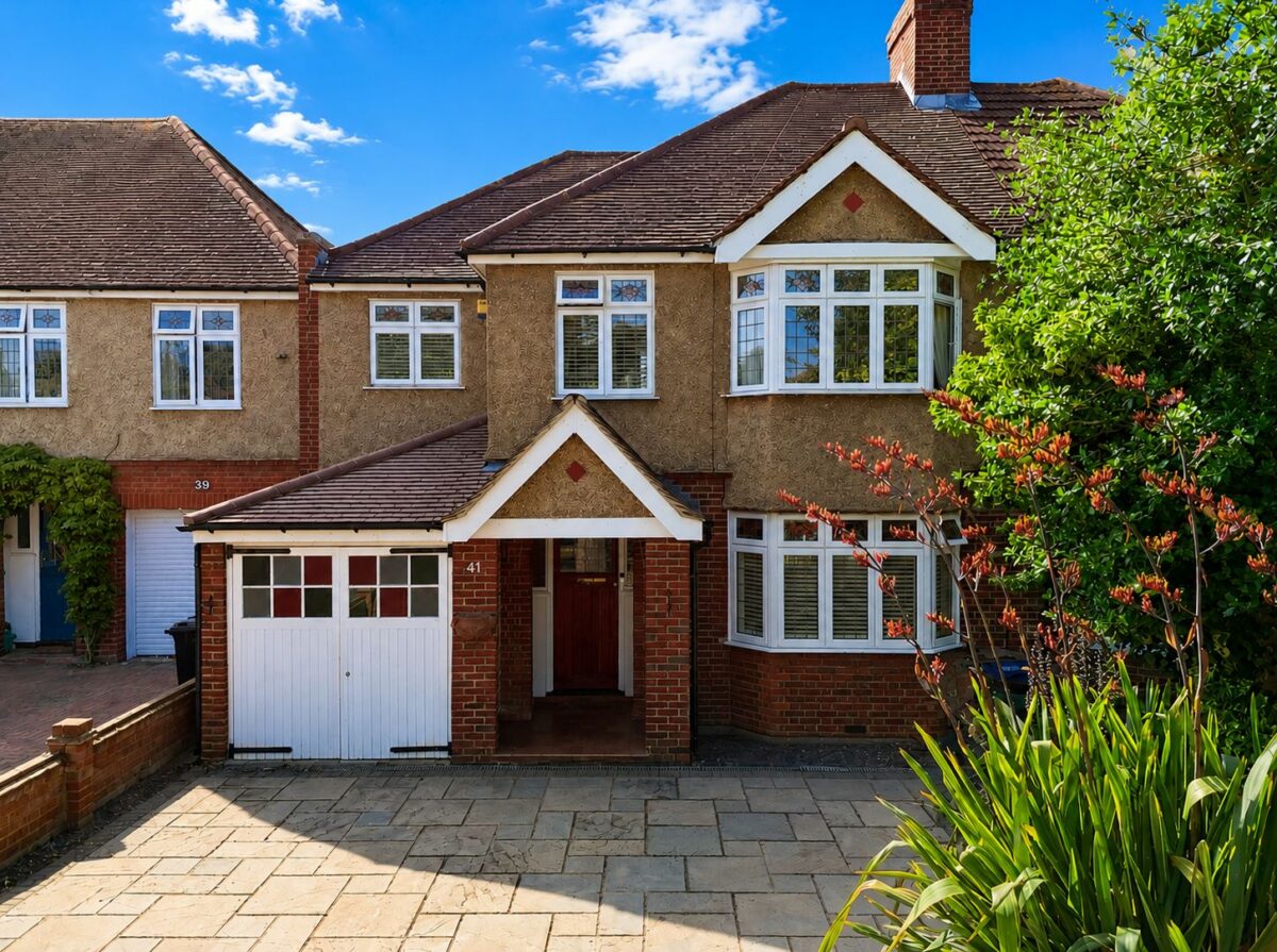 Bradleigh Avenue, Grays