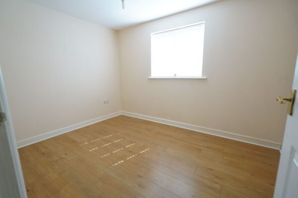 Caspian Way, Purfleet-on-Thames