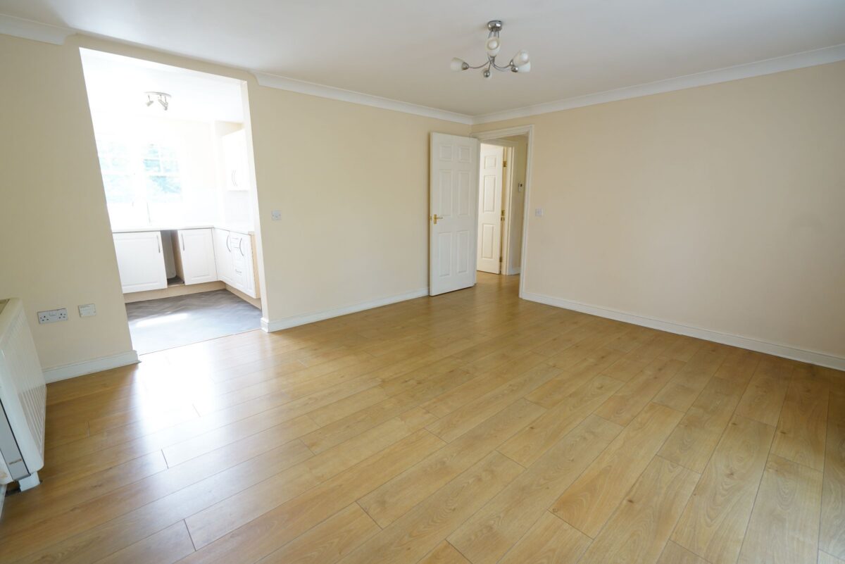 Caspian Way, Purfleet-on-Thames