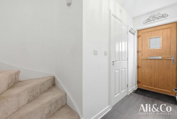 Dovestone Close, Grays
