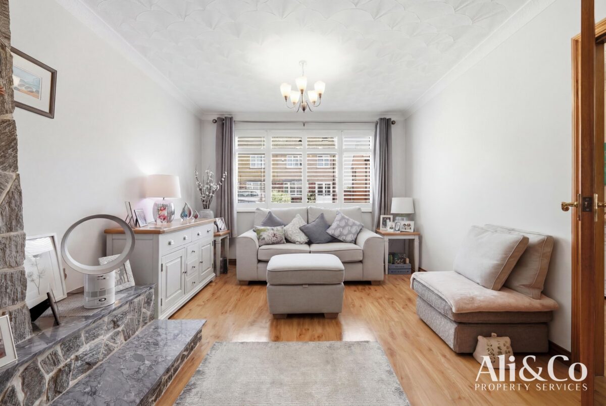 Clarkebourne Drive, Grays