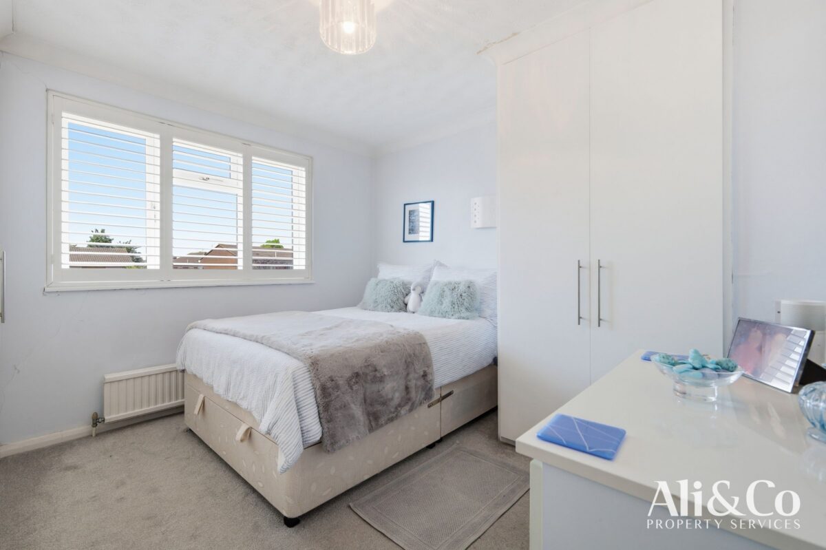 Clarkebourne Drive, Grays
