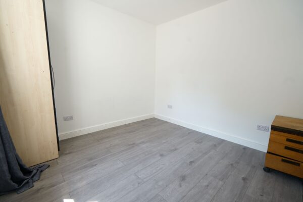 Manser Road, Rainham