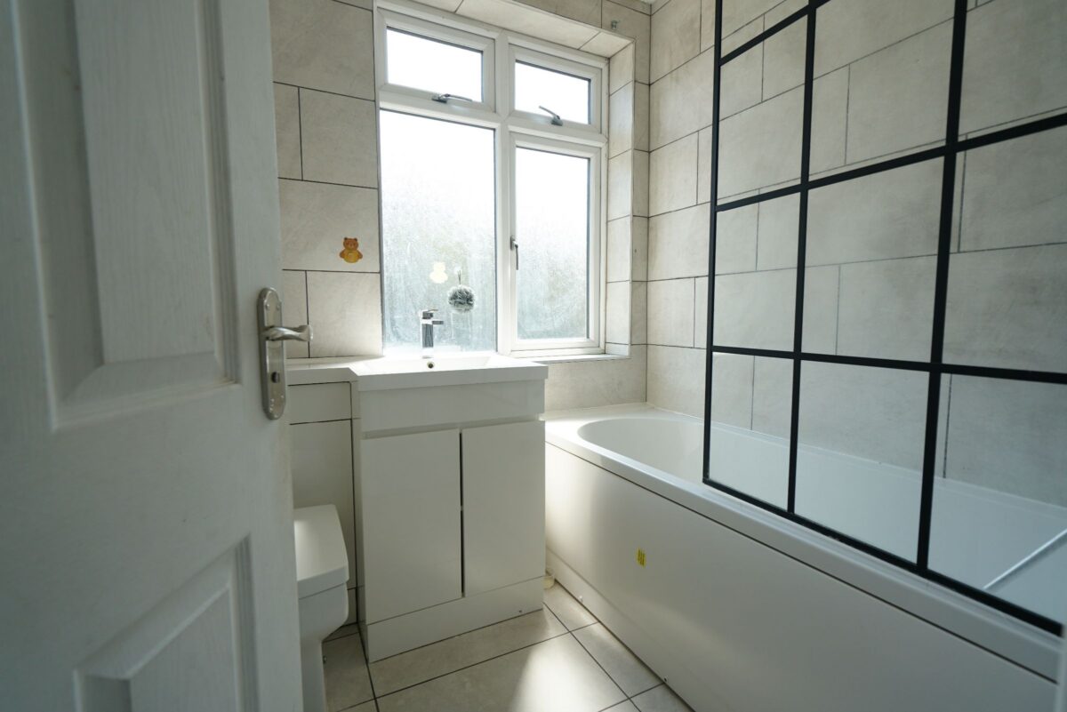 Manser Road, Rainham