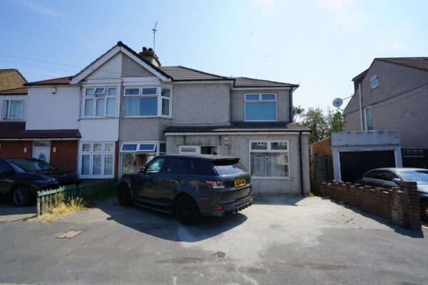Manser Road, Rainham