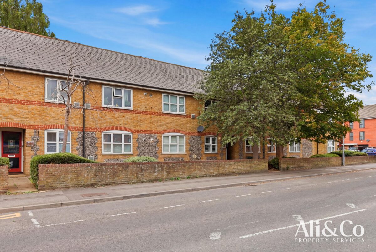 Wharf Road, Grays