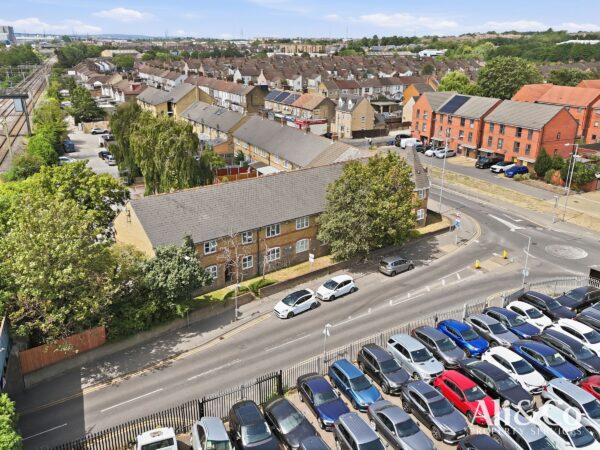 Wharf Road, Grays