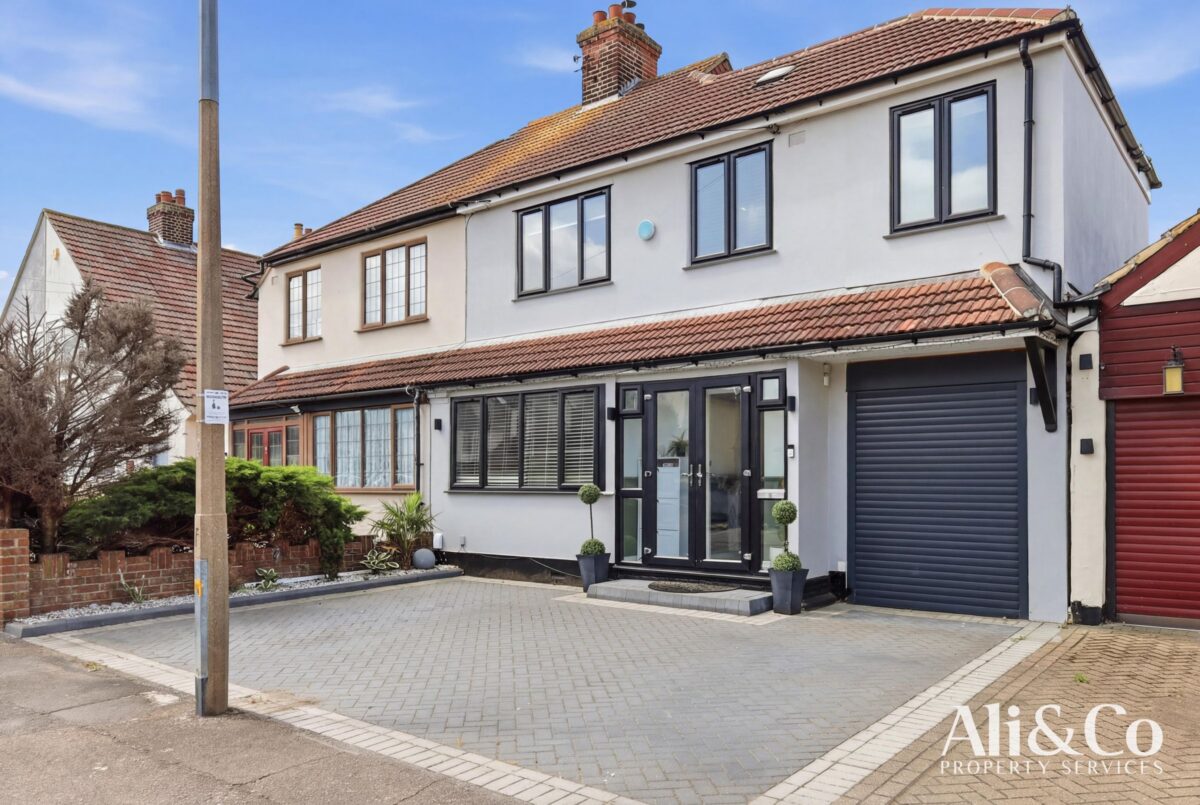 Orchard Drive, Grays