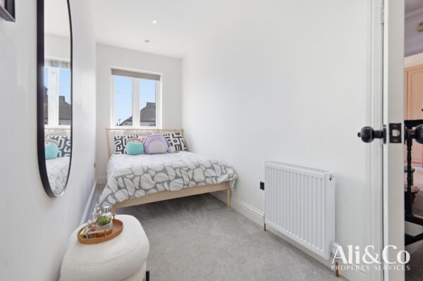 Orchard Drive, Grays