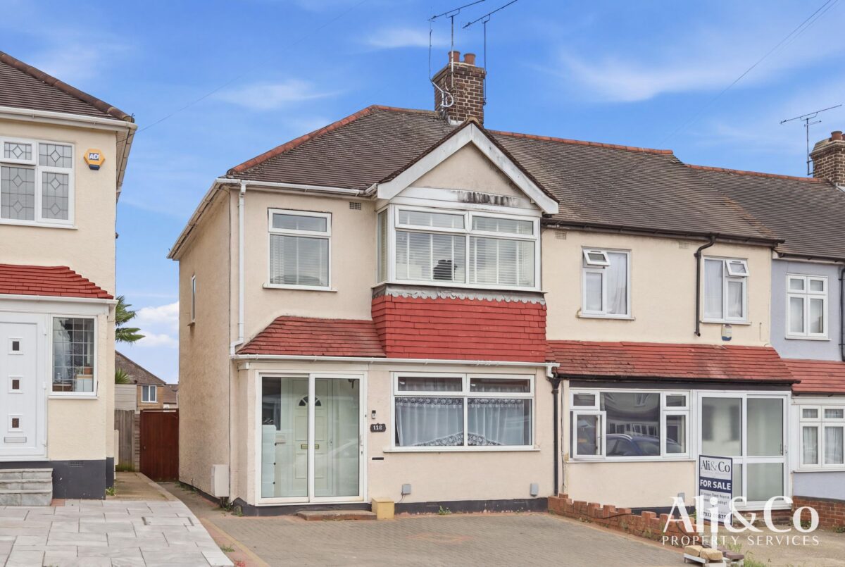 Palmerston Road, Grays