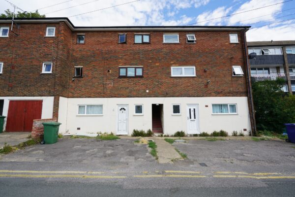 West Lodge, Dell Road, Grays