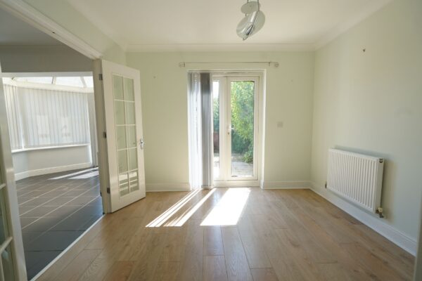 Dove Close, Chafford Hundred, Grays