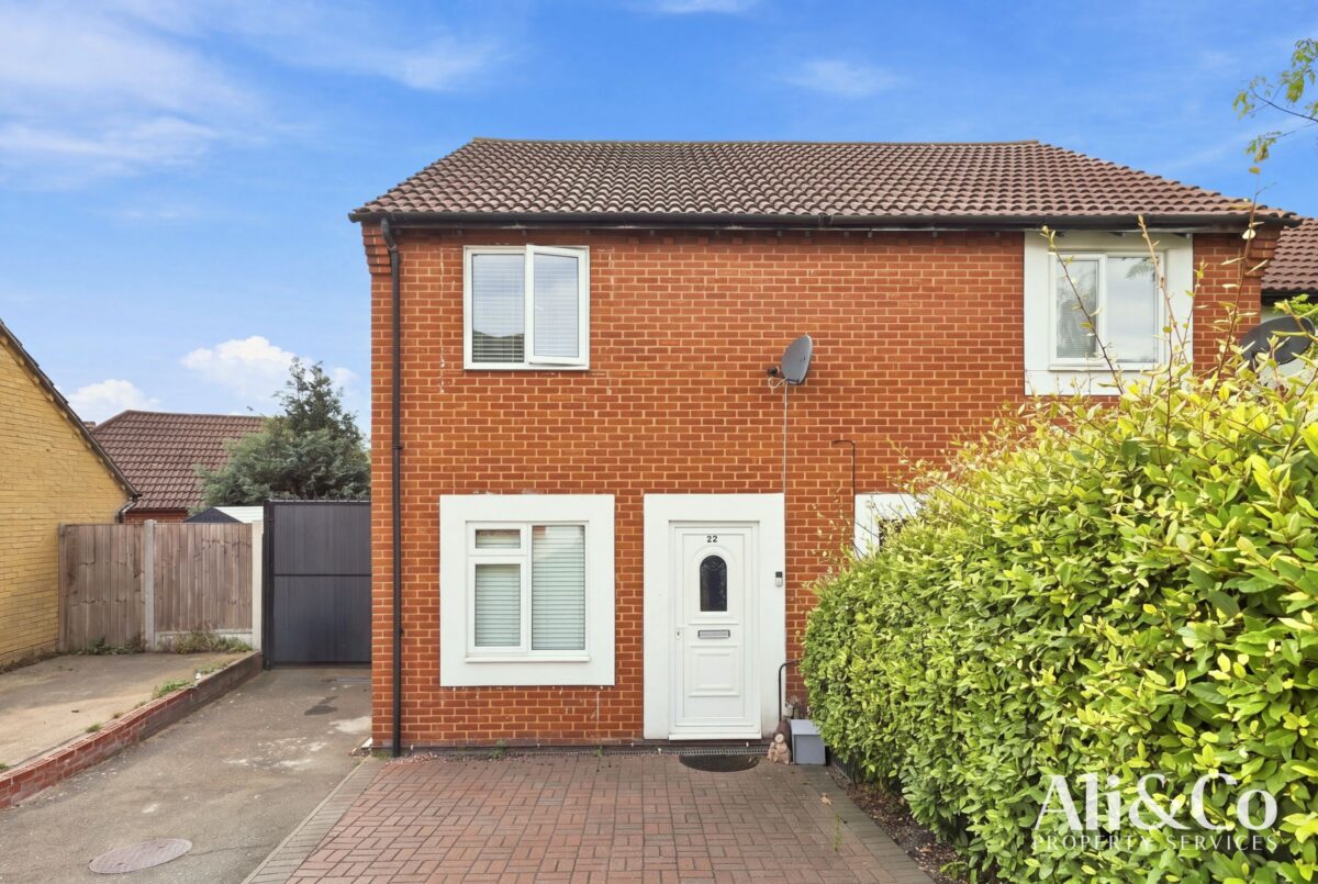 Devereux Road, Grays