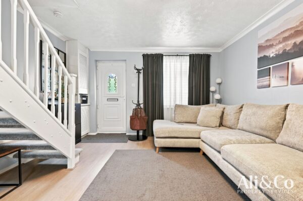 Devereux Road, Grays