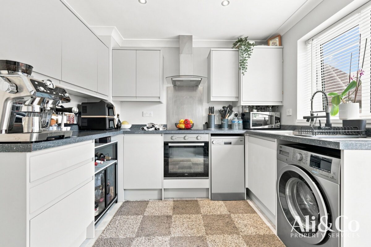Devereux Road, Grays