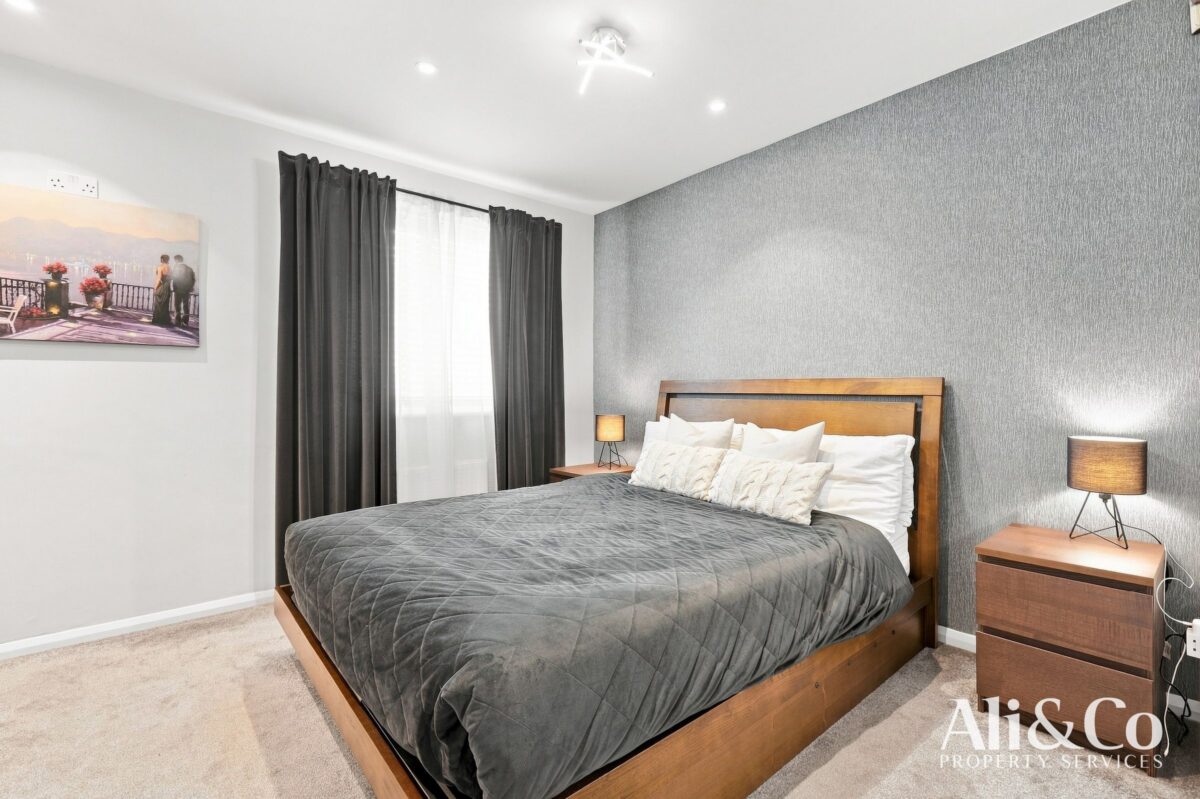 Devereux Road, Grays
