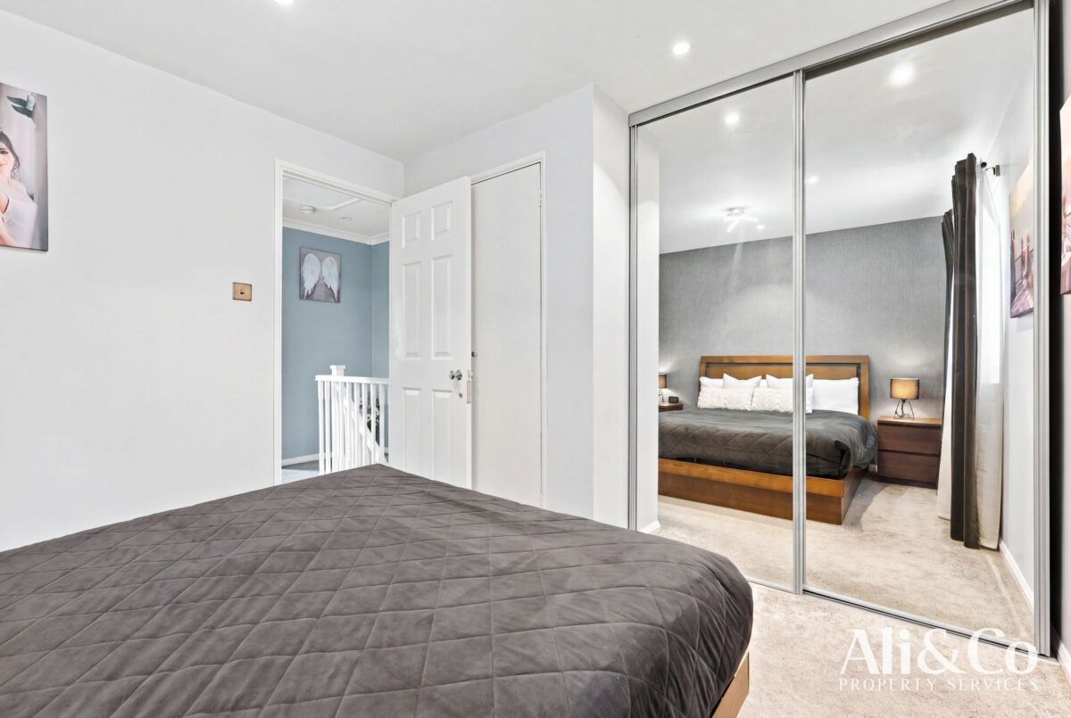 Devereux Road, Grays