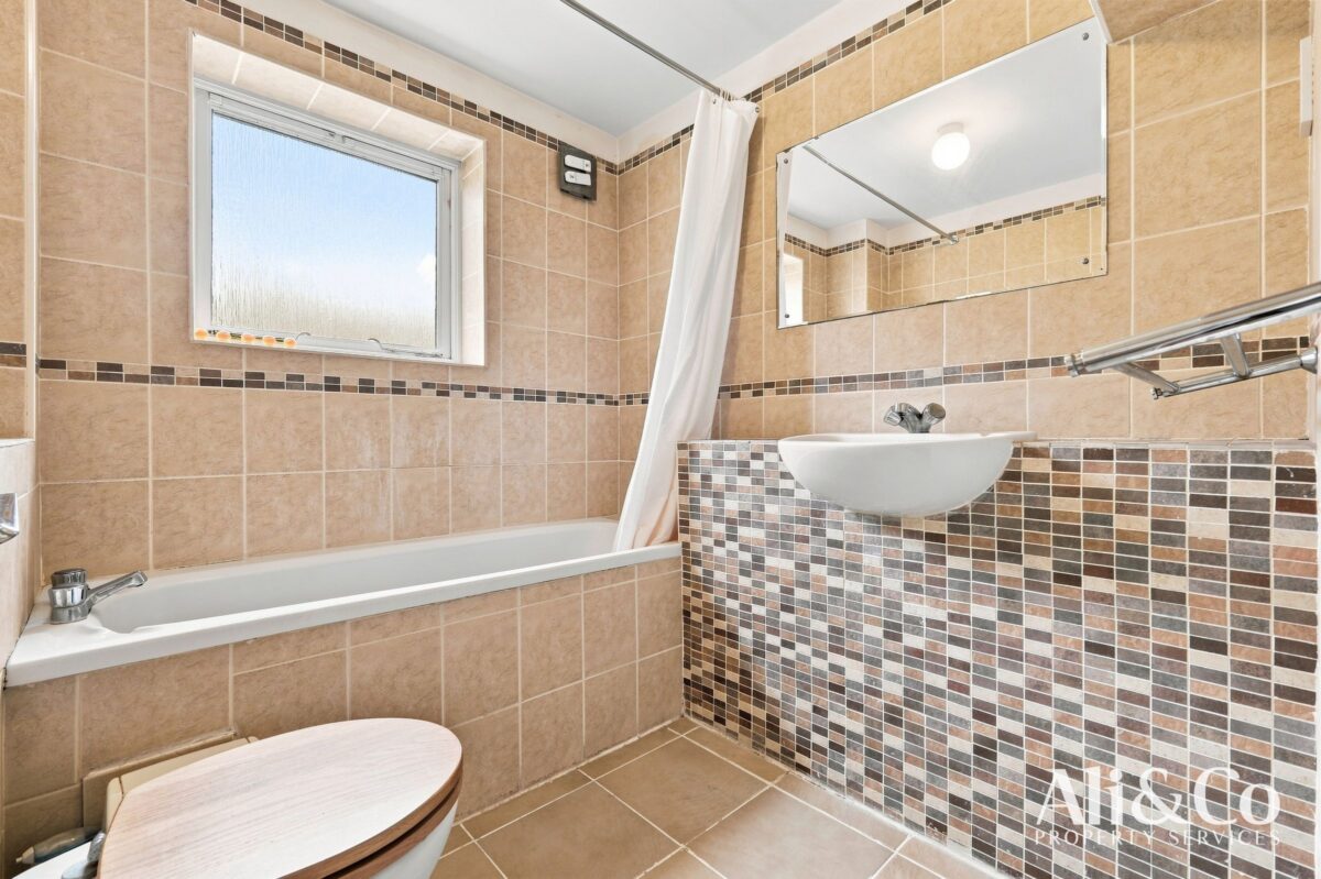 Trelawney Place, Howard Road Chafford Hundred,Grays