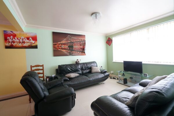 Silverlocke Road, Grays