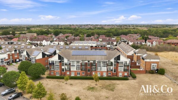 Griffiths Road, Purfleet-on-Thames