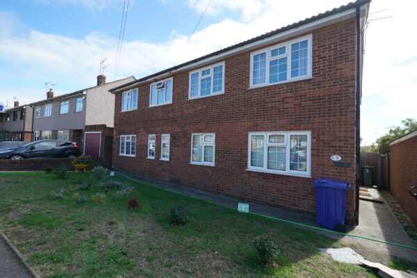 Cherry Tree Close, Grays