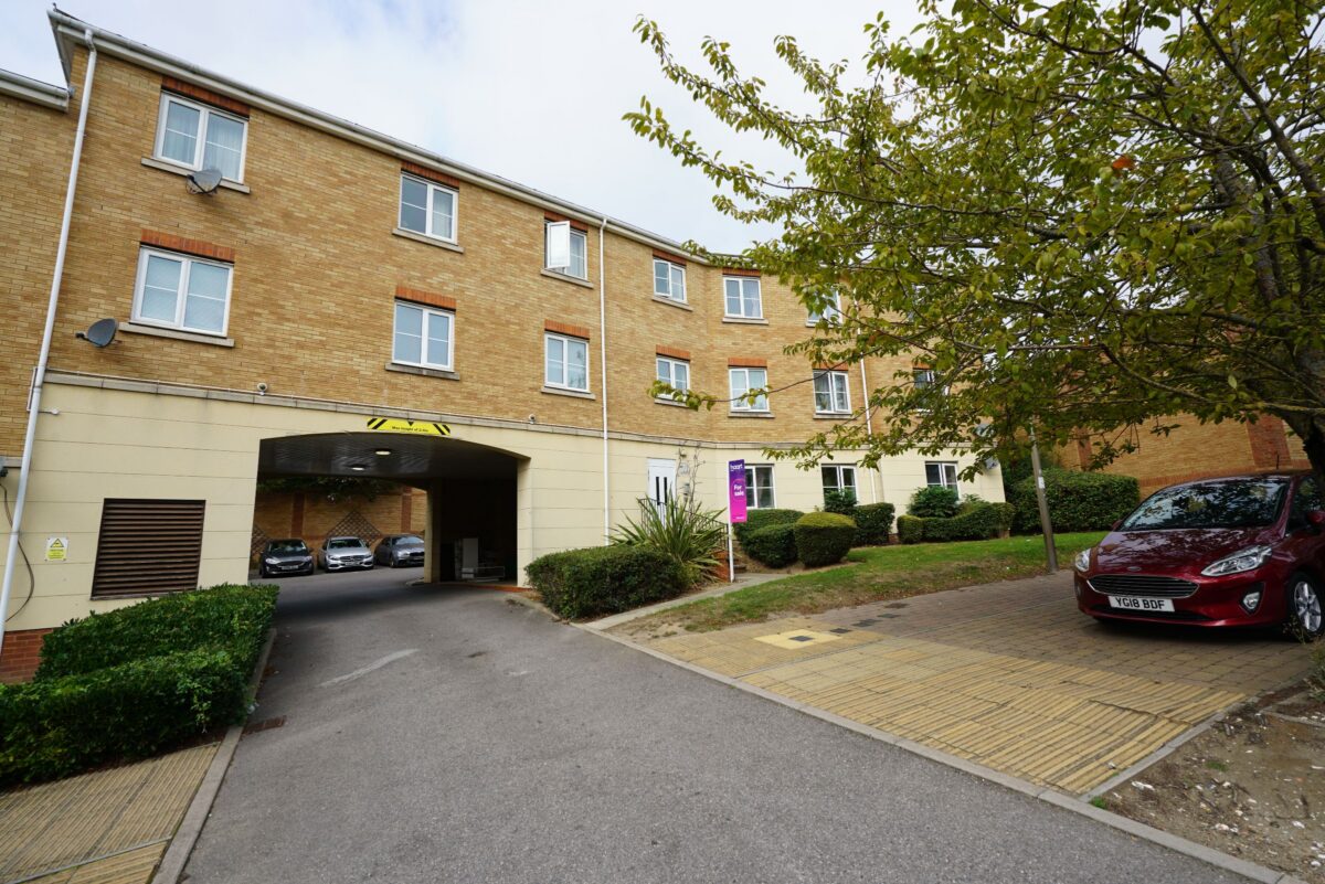 Coniston Avenue, Purfleet-on-Thames