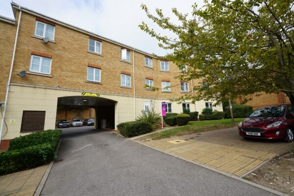 Coniston Avenue, Purfleet-on-Thames