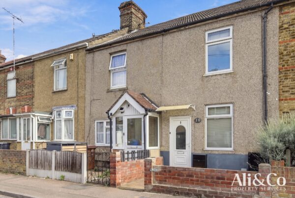 Richmond Road, Grays
